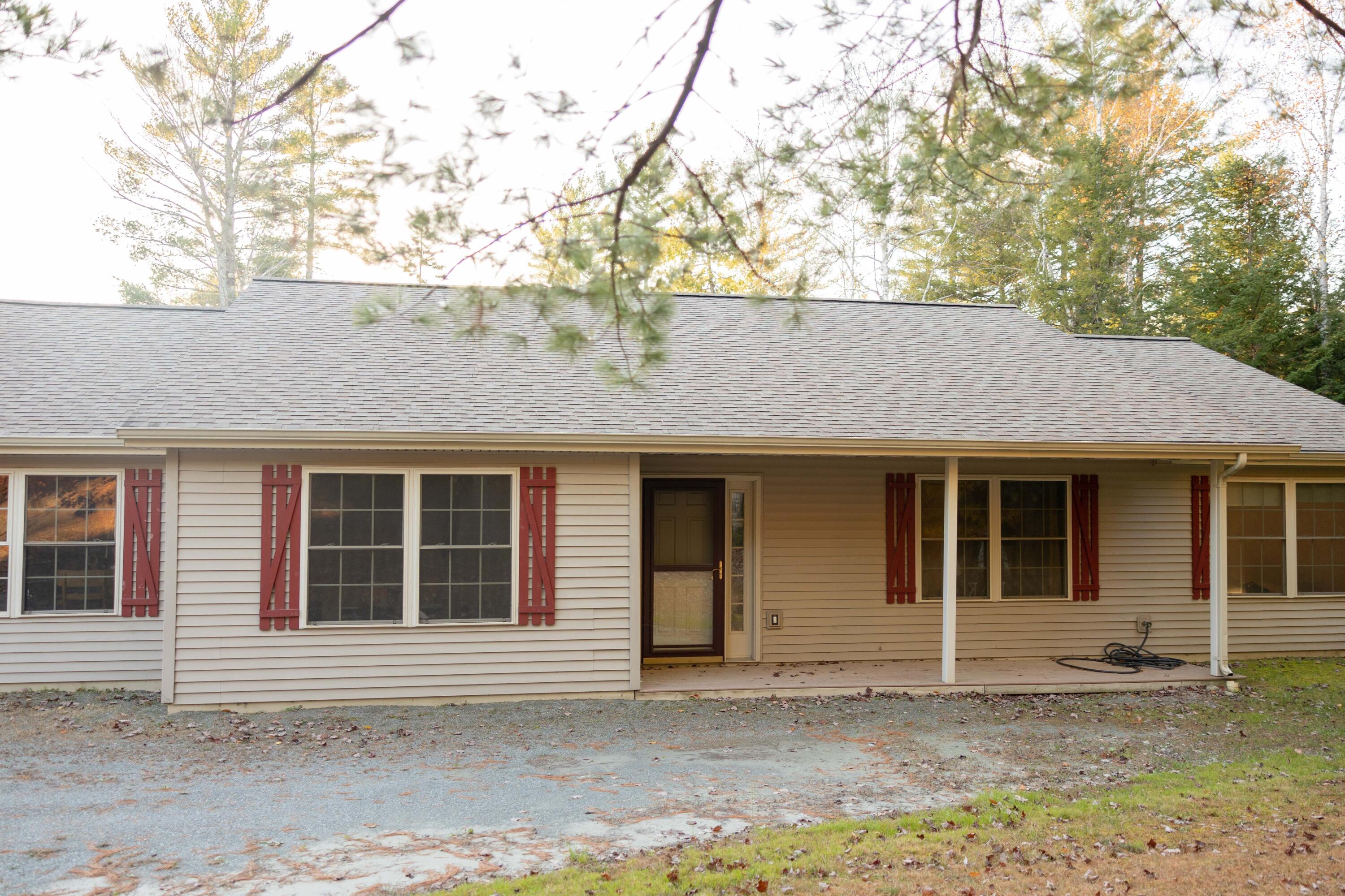 177 10 Road Bradley, ME 04411 - Photo 8 of 46 Front entry