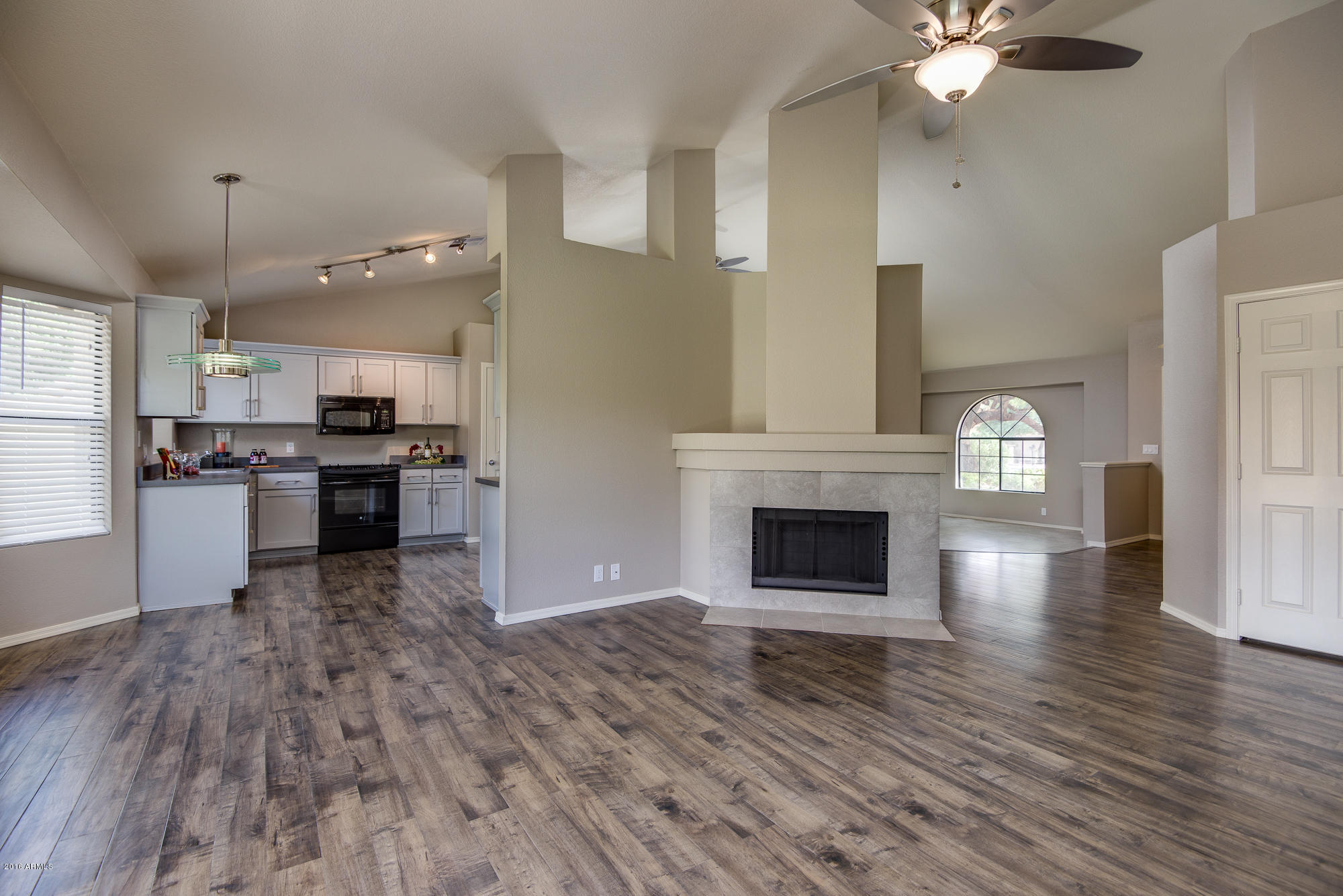5650 East St John Road Scottsdale, AZ 85254 - Photo 10 of 28 10-stjohn