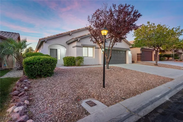 $550,000 | 8233 Valley Stream Avenue, Las Vegas, NV 89131