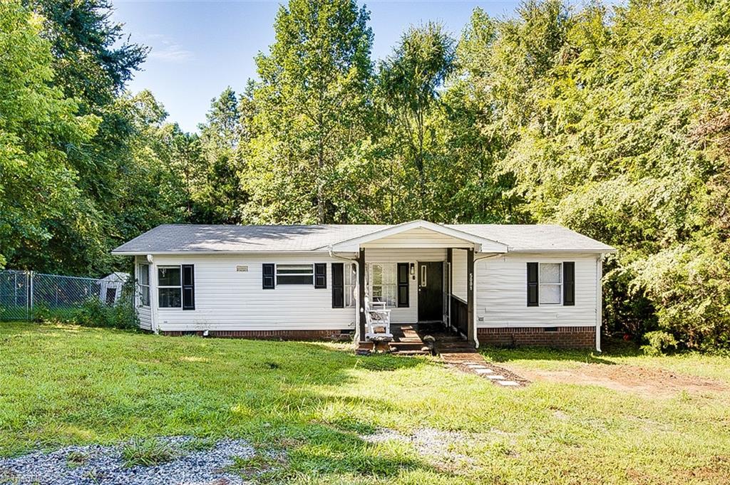 5001 Cashatt Road Trinity, NC 27370 - Photo 1 of 40