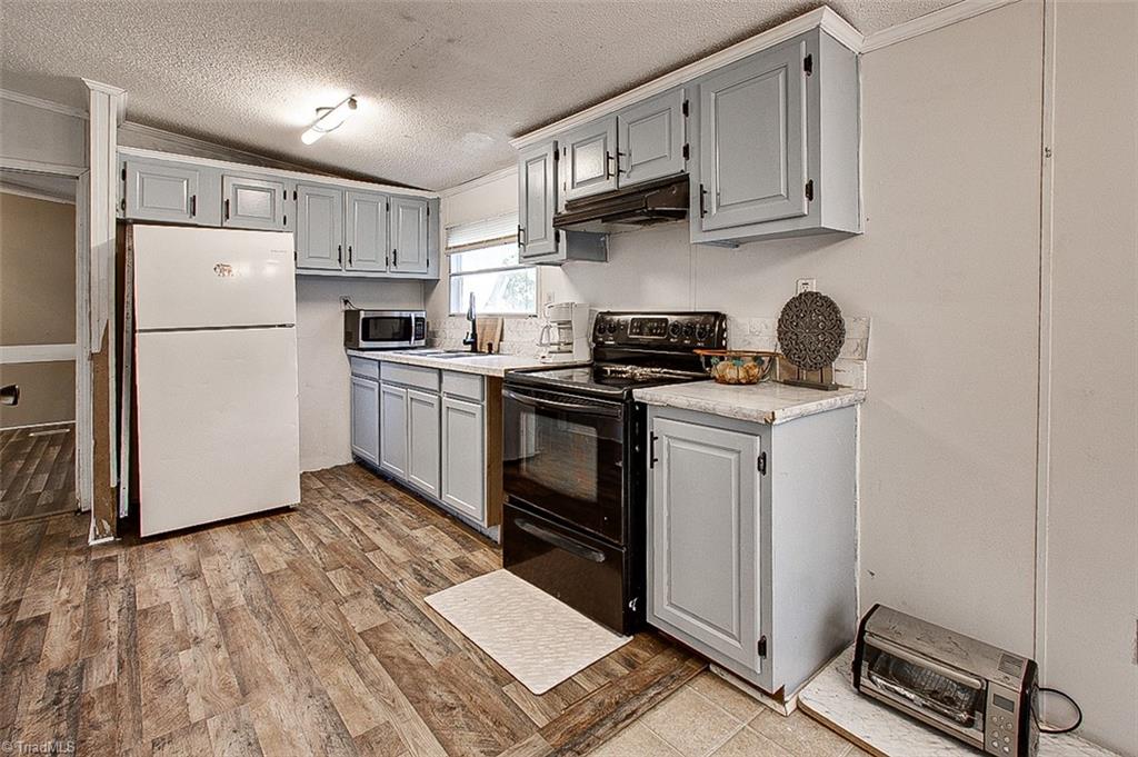 5001 Cashatt Road Trinity, NC 27370 - Photo 18 of 40