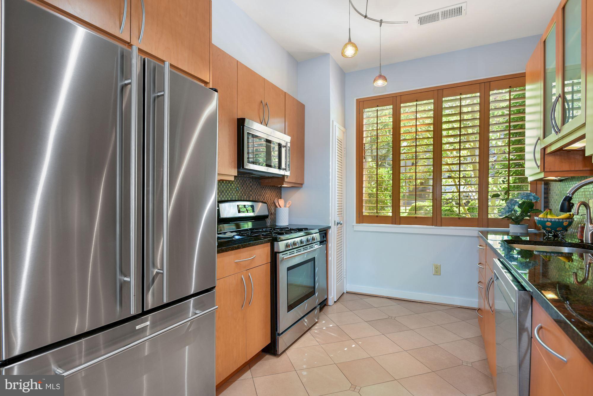 11432 Waterview Cluster Reston, VA 20190 - Photo 16 of 40