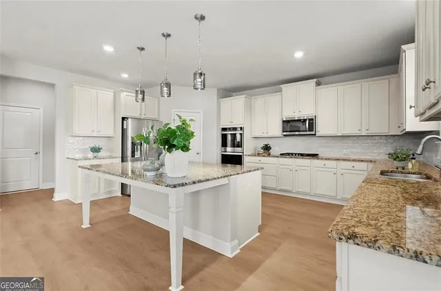 $860,000 | 7410 Ansley View Lane, Cumming, GA 30028