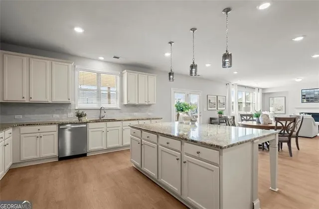 $860,000 | 7410 Ansley View Lane, Cumming, GA 30028