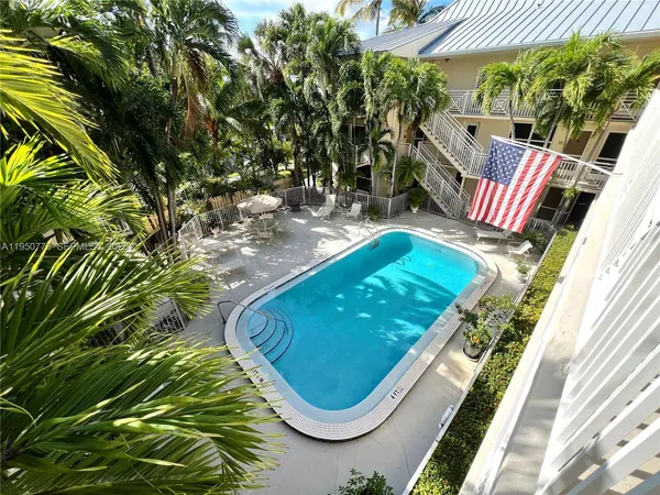 $2,700 | 255 Sunrise Drive, Unit 308, Key Biscayne, FL 33149