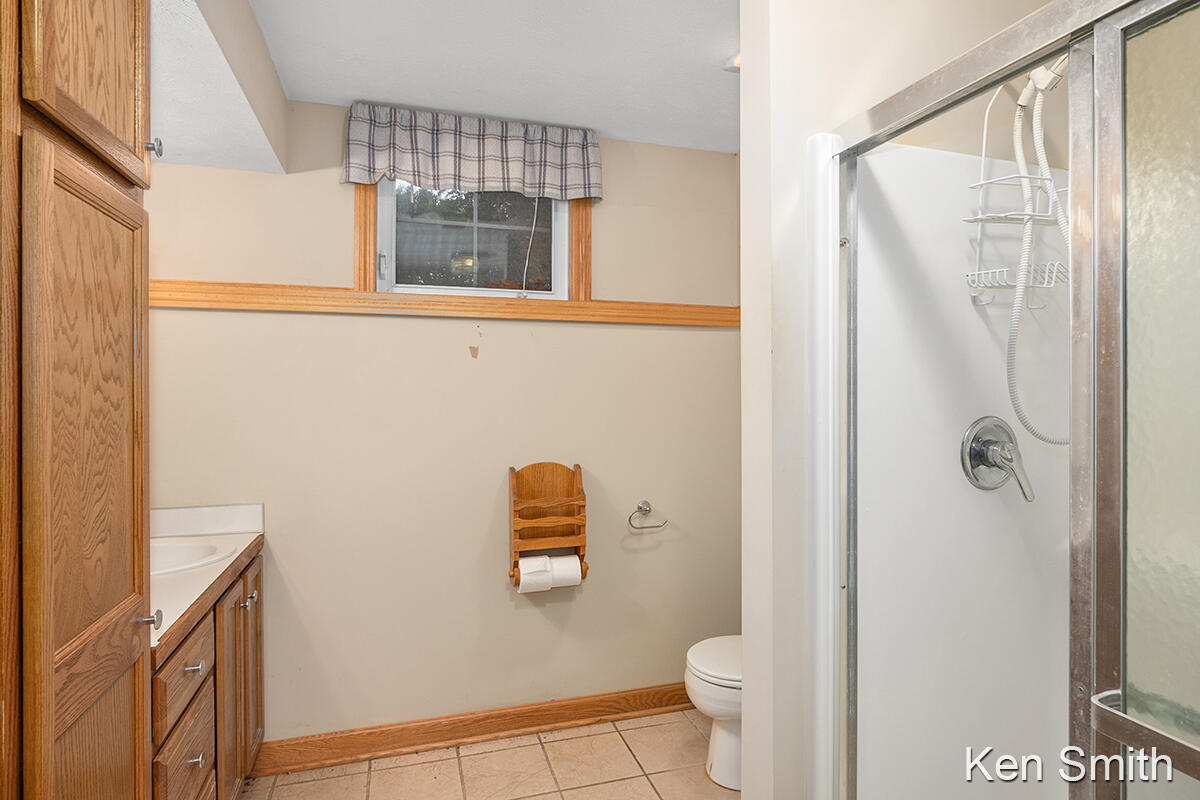 8231 Hunting Court Jenison, MI 49428 - Photo 23 of 33 IMG_1022