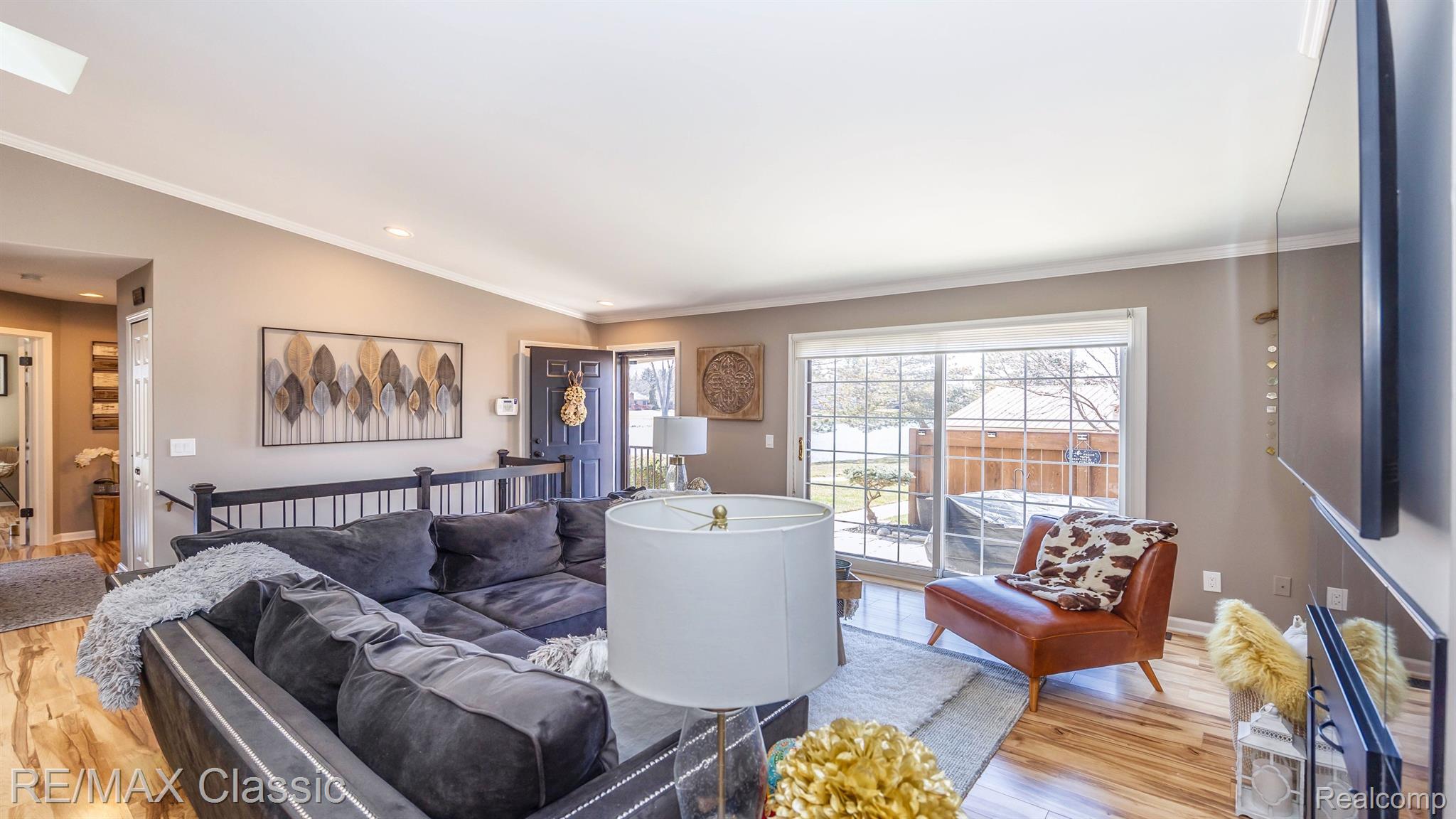 22158 Edgewater Novi, MI 48375 - Photo 12 of 60 Great Room view toward patio