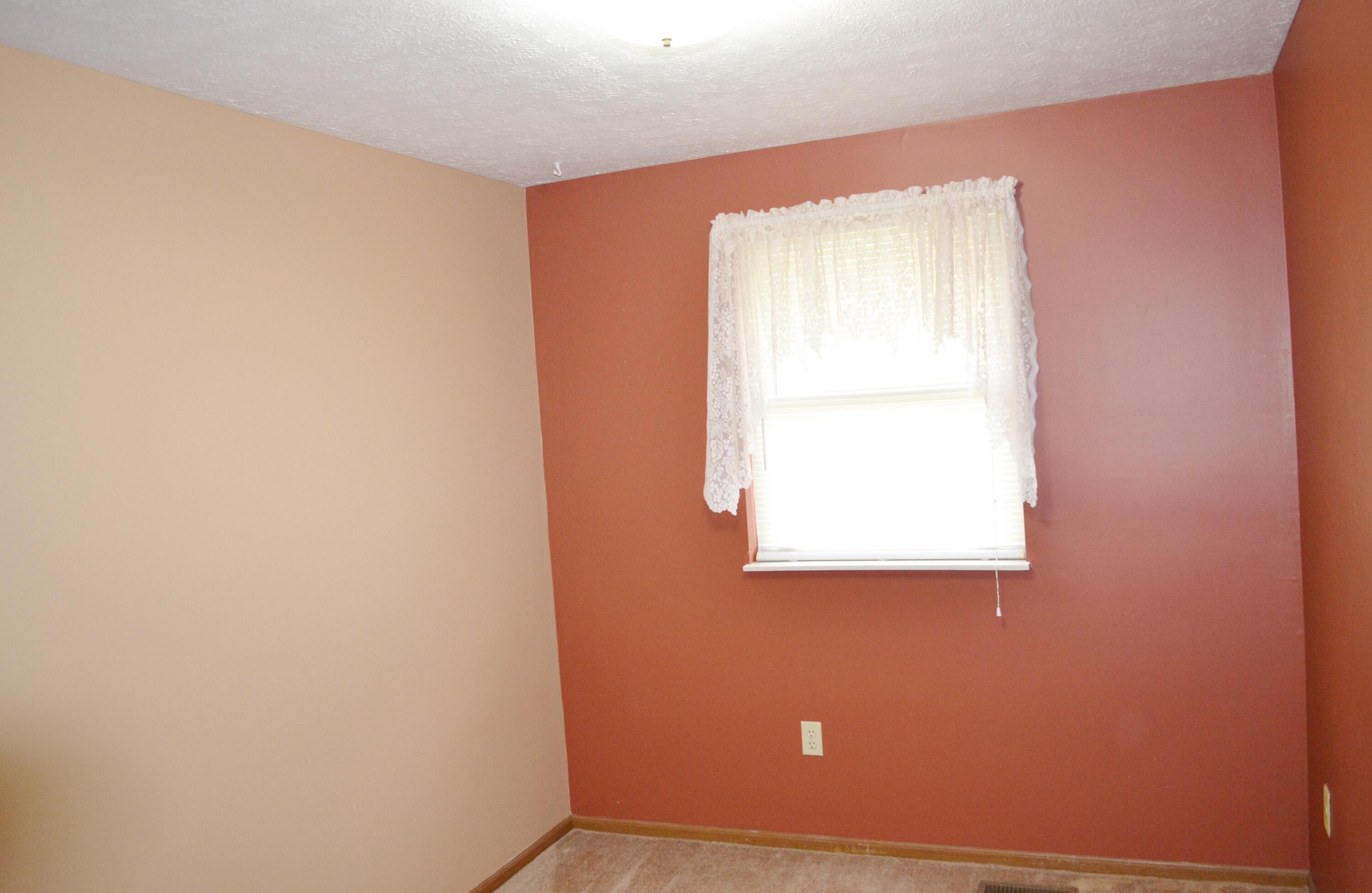 4530 Ridgewood Road East Springfield, OH 45503 - Photo 16 of 21