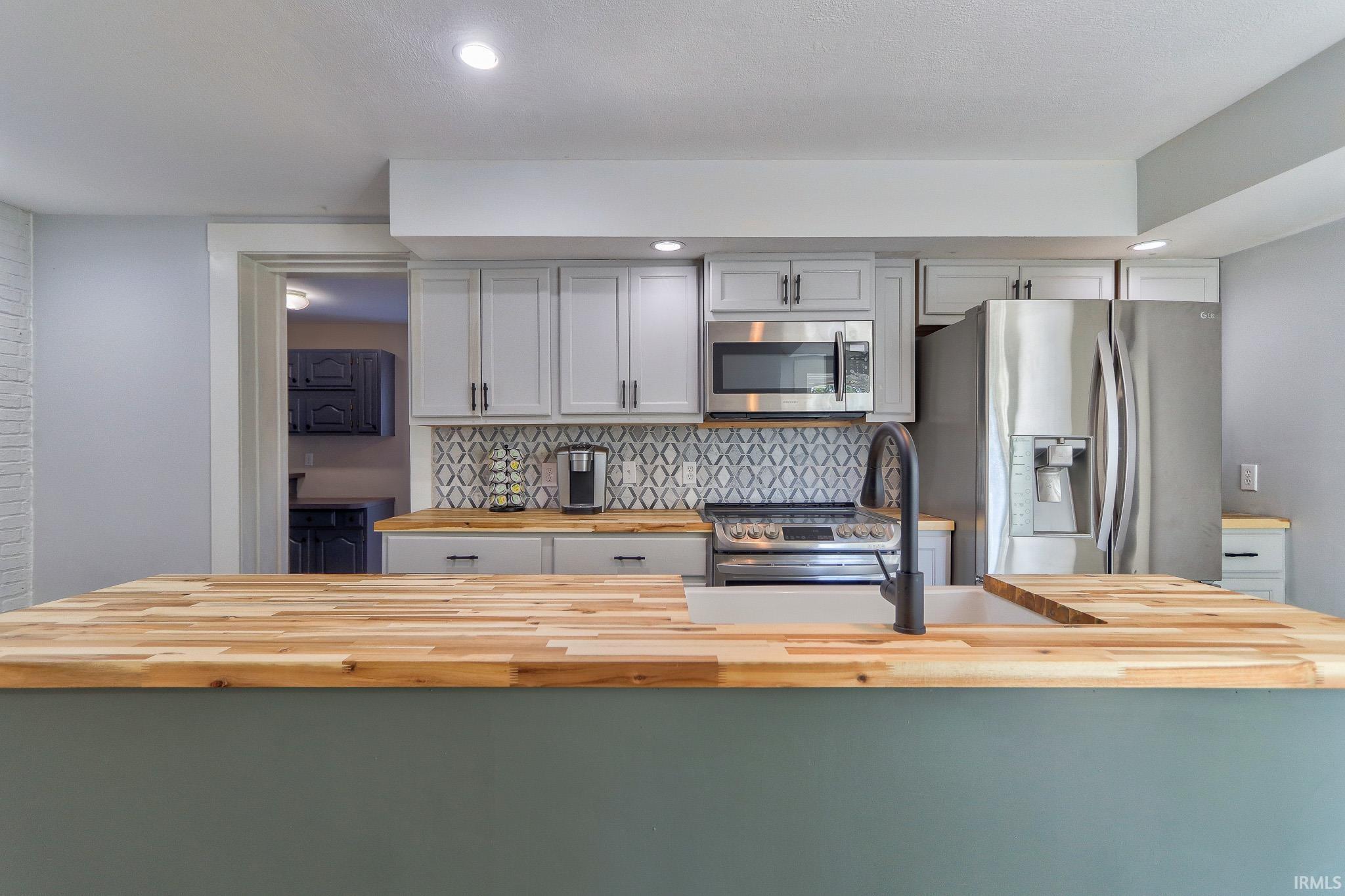 4366 Lenn Road Newburgh, IN 47630 - Photo 10 of 36 Gallery Image 10