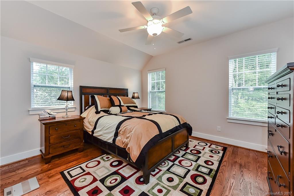 431 Spring Street Davidson, NC 28036 - Photo 18 of 24 Gallery Image 18