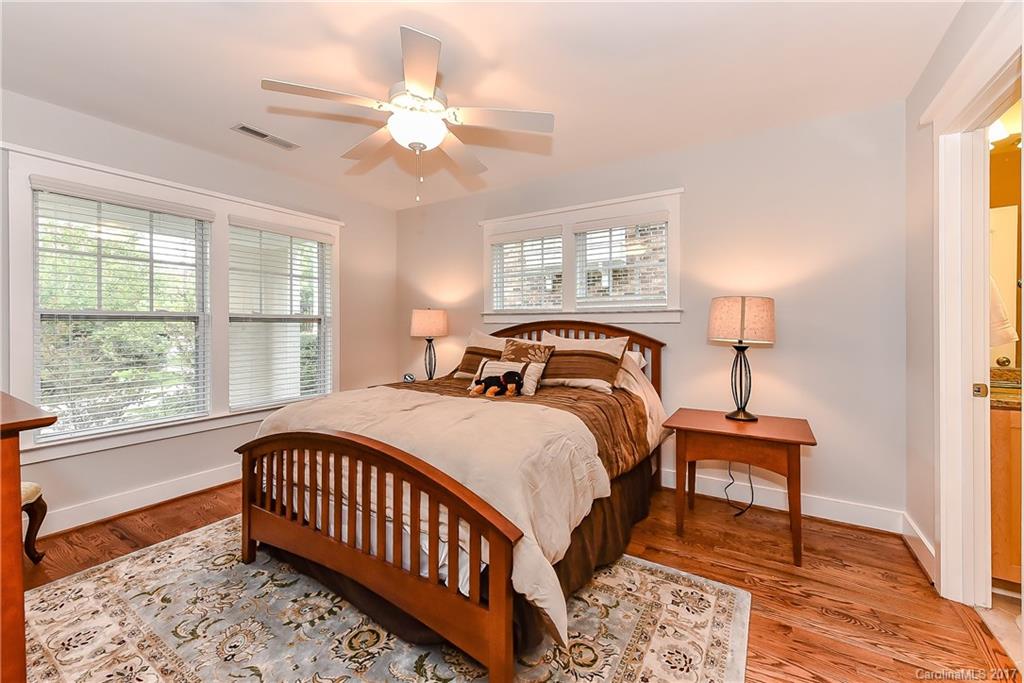 431 Spring Street Davidson, NC 28036 - Photo 3 of 24 Gallery Image 3