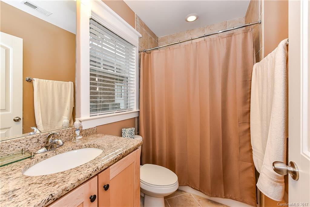 431 Spring Street Davidson, NC 28036 - Photo 4 of 24 Gallery Image 4
