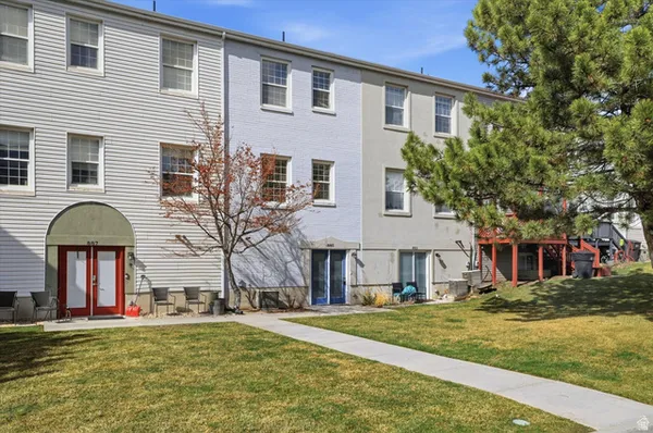 $260,000 | 885 South Arapaho Court, Brigham City, UT 84302