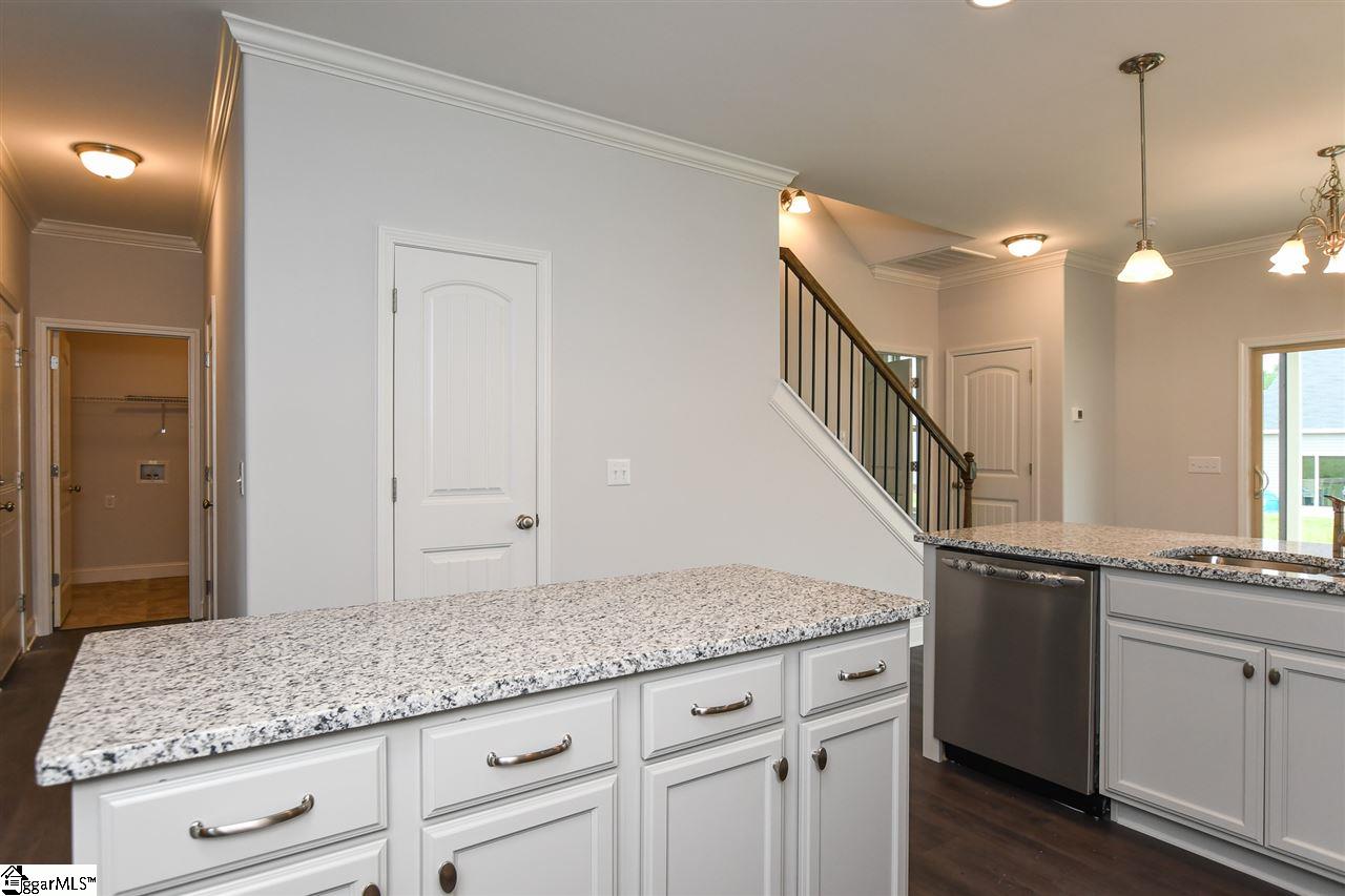 704 Corley Way Greer, SC 29651 - Photo 10 of 25 Gallery Image 10