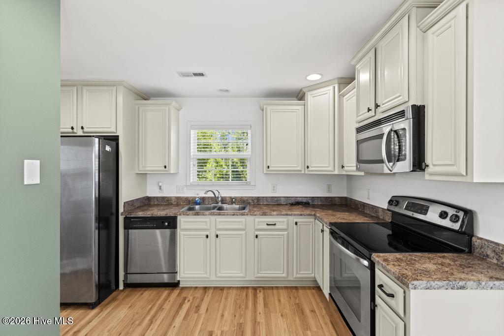 418 Amaryllis Lane Holly Ridge, NC 28445 - Photo 8 of 26