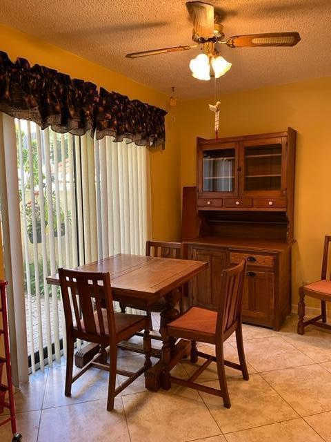 1330 Northwest 13th Street, Unit 21 Boca Raton, FL 33486 - Photo 5 of 27 Eat in Kitchen Area