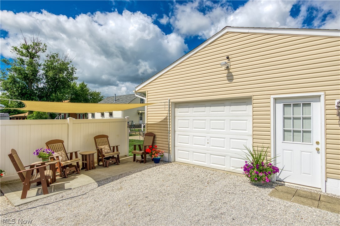 1135 Walnut Road Southwest Massillon, OH 44647 - Photo 25 of 29 Oversized garage