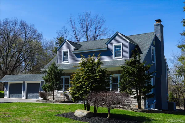 $645,000 | 16 Overlook Drive, Warwick, NY 10990