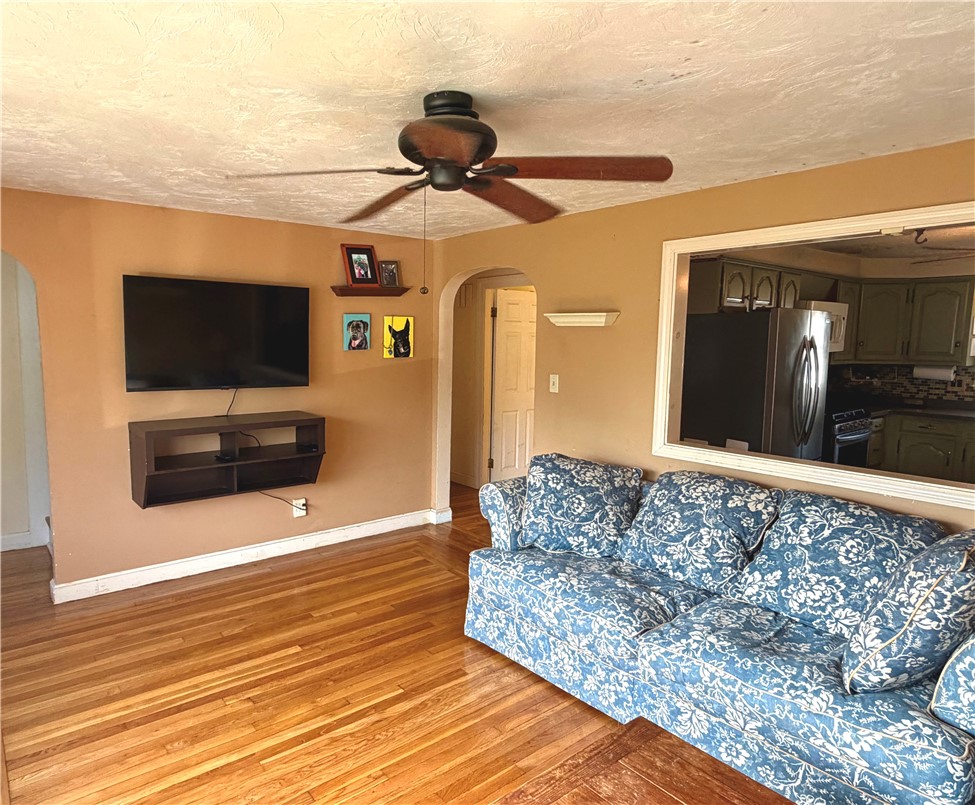 52 Duchess Road Cumberland, RI 02864 - Photo 10 of 24