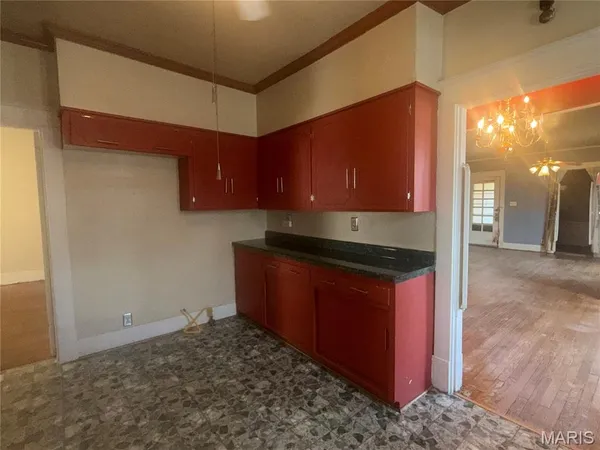 $61,000 | 410 East 8th Street, Caruthersville, MO 63830