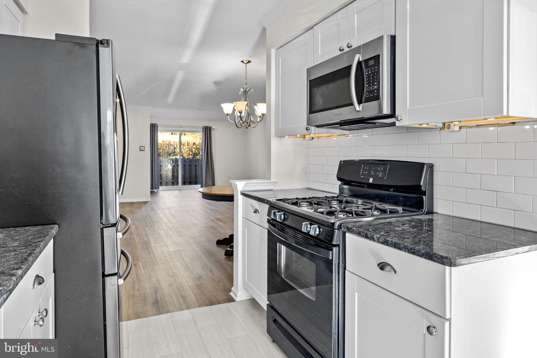 85 Greenridge Circle Newtown, PA 18940 - Photo 7 of 26