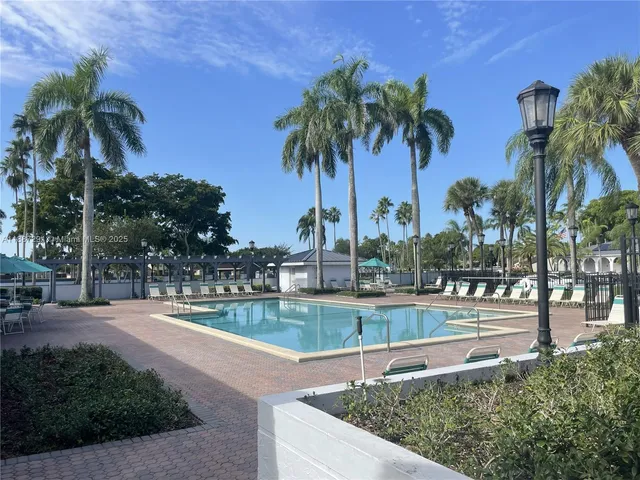 $375,000 | 17270 Northwest 60th Court, Hialeah, FL 33015