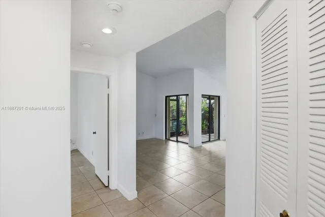 a view of a big room with a bathroom