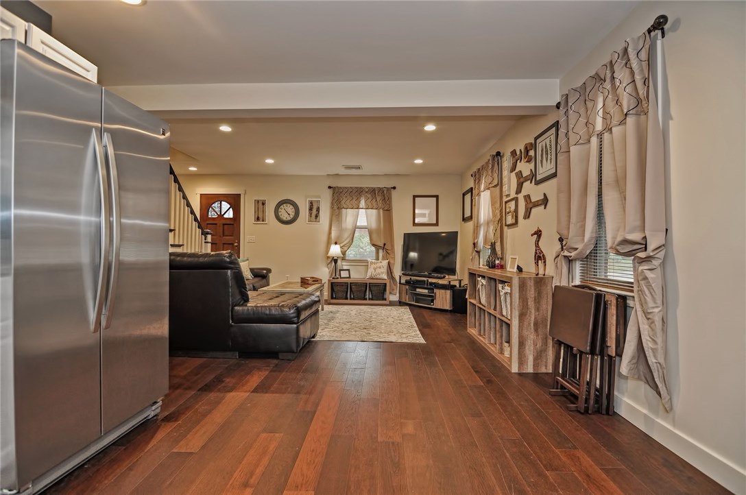 1231 Diamond Hill Road Woonsocket, RI 02895 - Photo 11 of 40