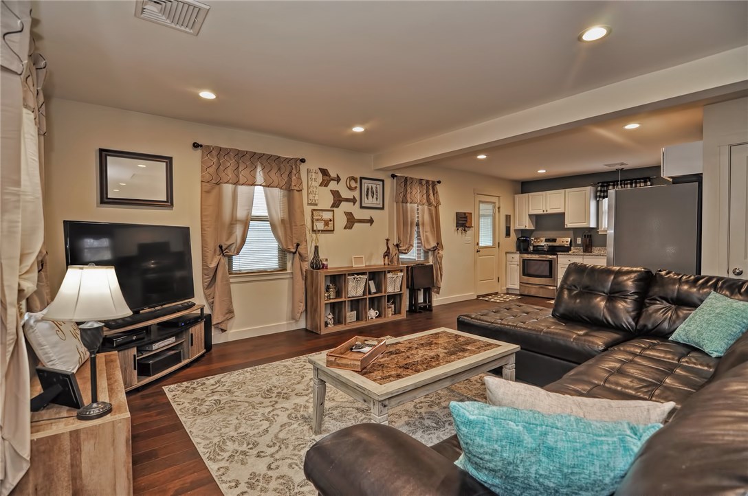 1231 Diamond Hill Road Woonsocket, RI 02895 - Photo 14 of 40