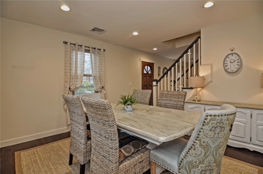 1231 Diamond Hill Road Woonsocket, RI 02895 - Photo 18 of 40