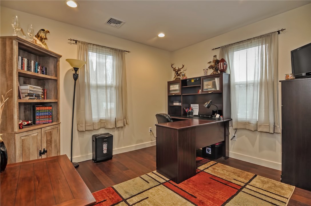 1231 Diamond Hill Road Woonsocket, RI 02895 - Photo 20 of 40