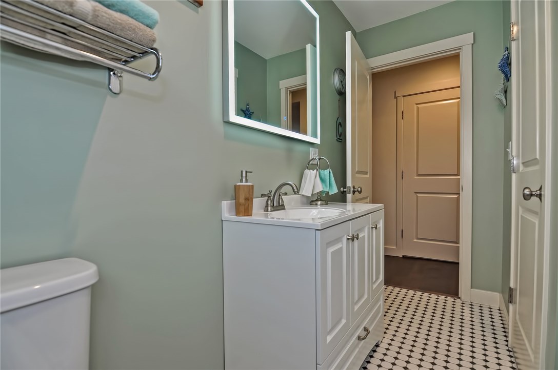 1231 Diamond Hill Road Woonsocket, RI 02895 - Photo 23 of 40