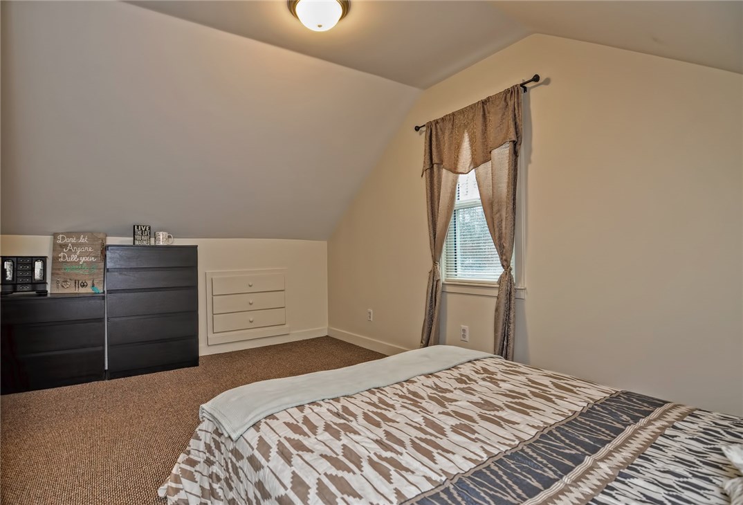 1231 Diamond Hill Road Woonsocket, RI 02895 - Photo 29 of 40