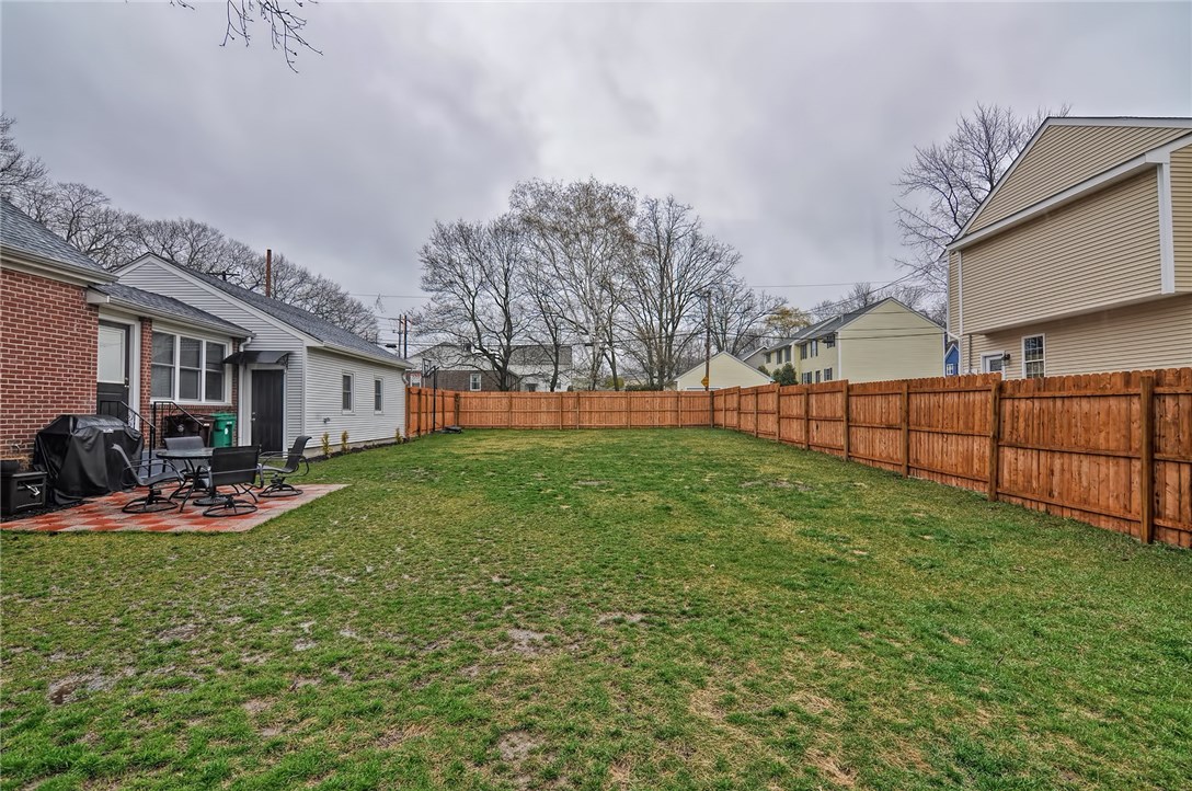 1231 Diamond Hill Road Woonsocket, RI 02895 - Photo 39 of 40