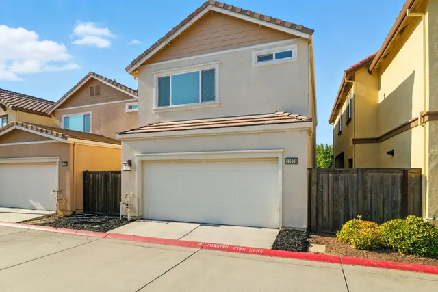 $499,900 | 11076 International Drive, Rancho Cordova, CA 95670