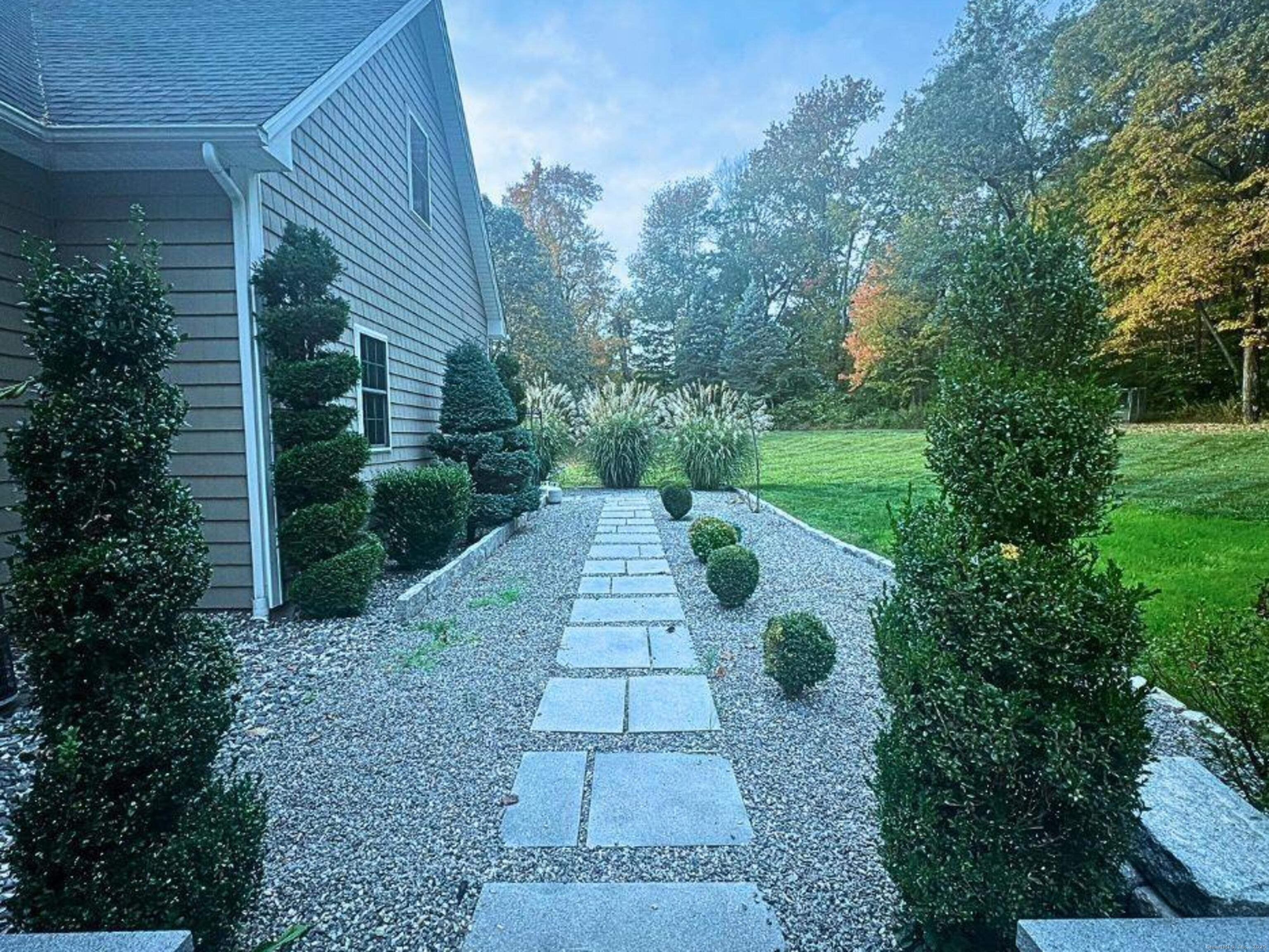 664 Sport Hill Road Easton, CT 06612 - Photo 25 of 35