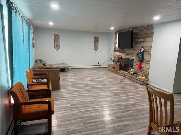 $238,000 | 2426 Shadyoak Drive, Fort Wayne, IN 46806