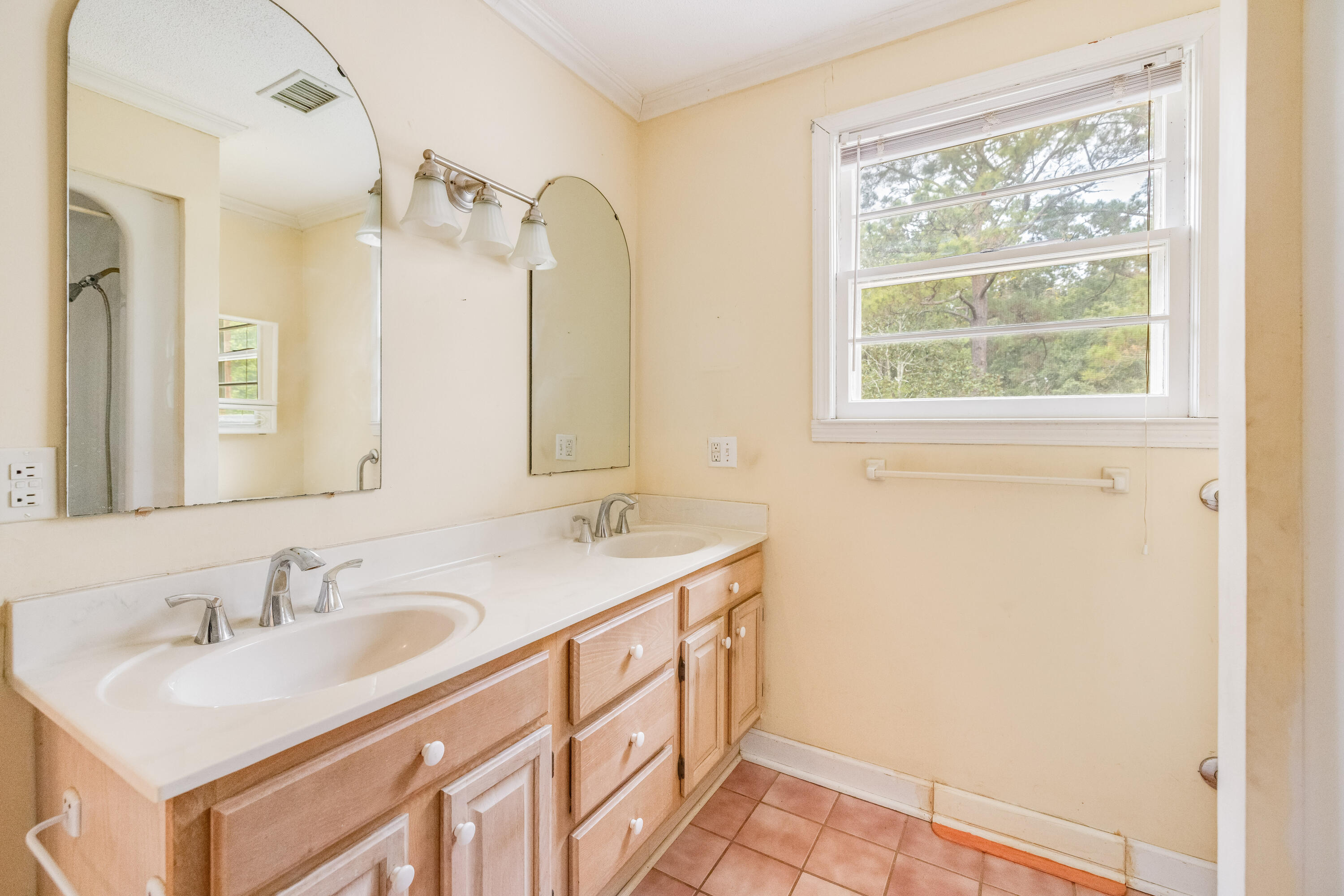 648 Schooner Road Charleston, SC 29412 - Photo 25 of 25 Bath 2