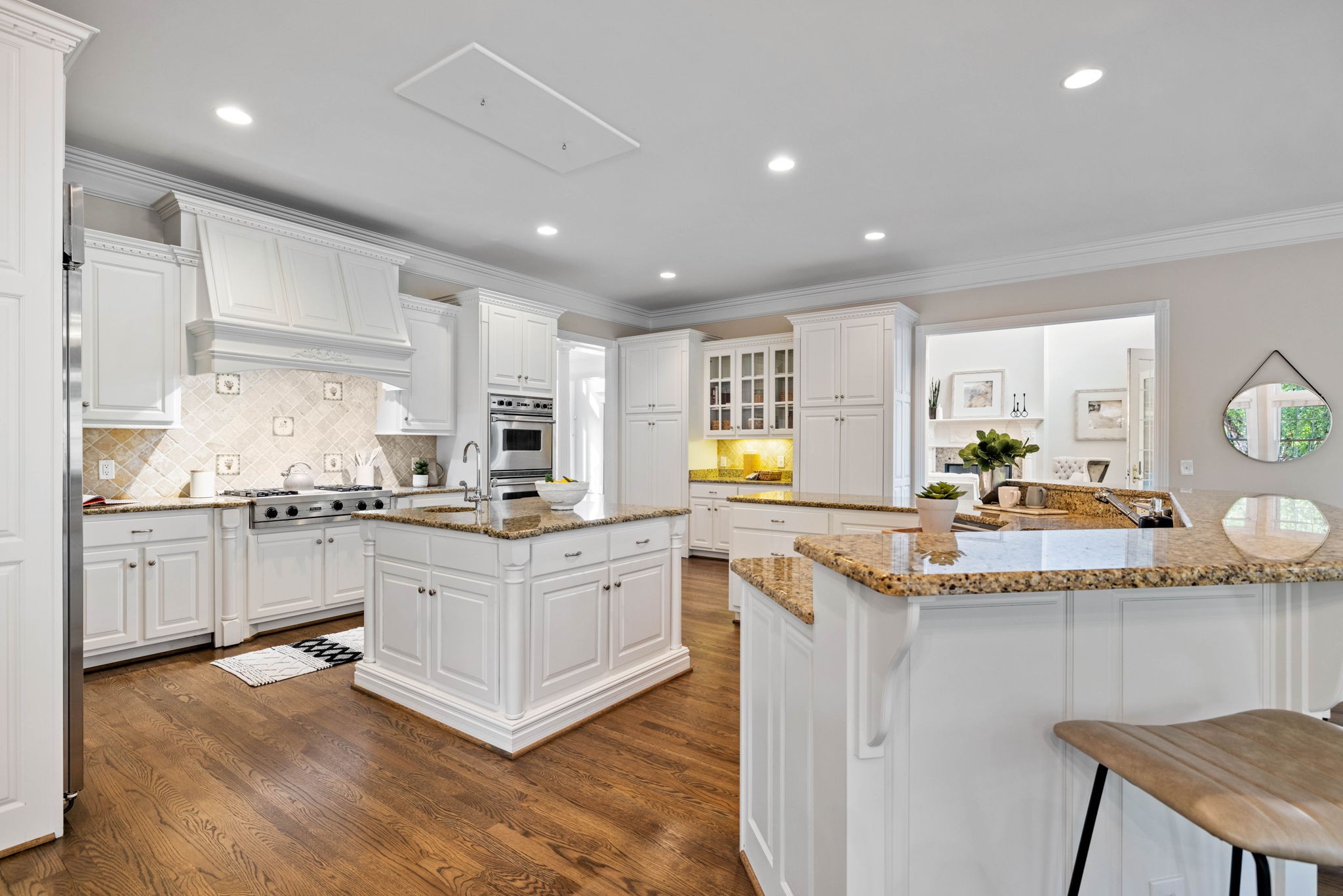 701 Sinclair Circle Brentwood, TN 37027 - Photo 21 of 70 a kitchen with granite countertop a sink and cabinets