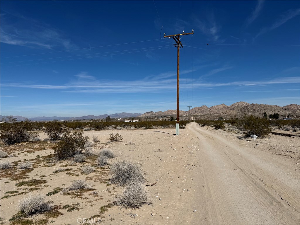 10248 Cavetto Road Lucerne Valley, CA 92356 - Photo 2 of 17 a view of ocean view with beach