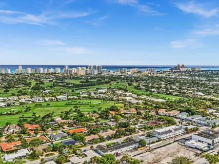 $219,000 | 4001 Northeast 21st Avenue, Unit 202, Fort Lauderdale, FL 33308