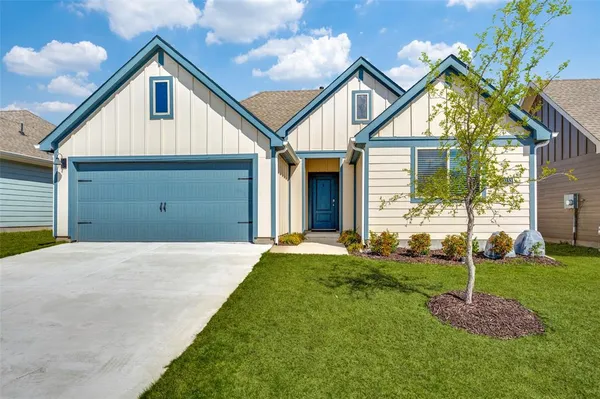 $2,200 | 13153 North Haven Way, Providence Village, TX 76227