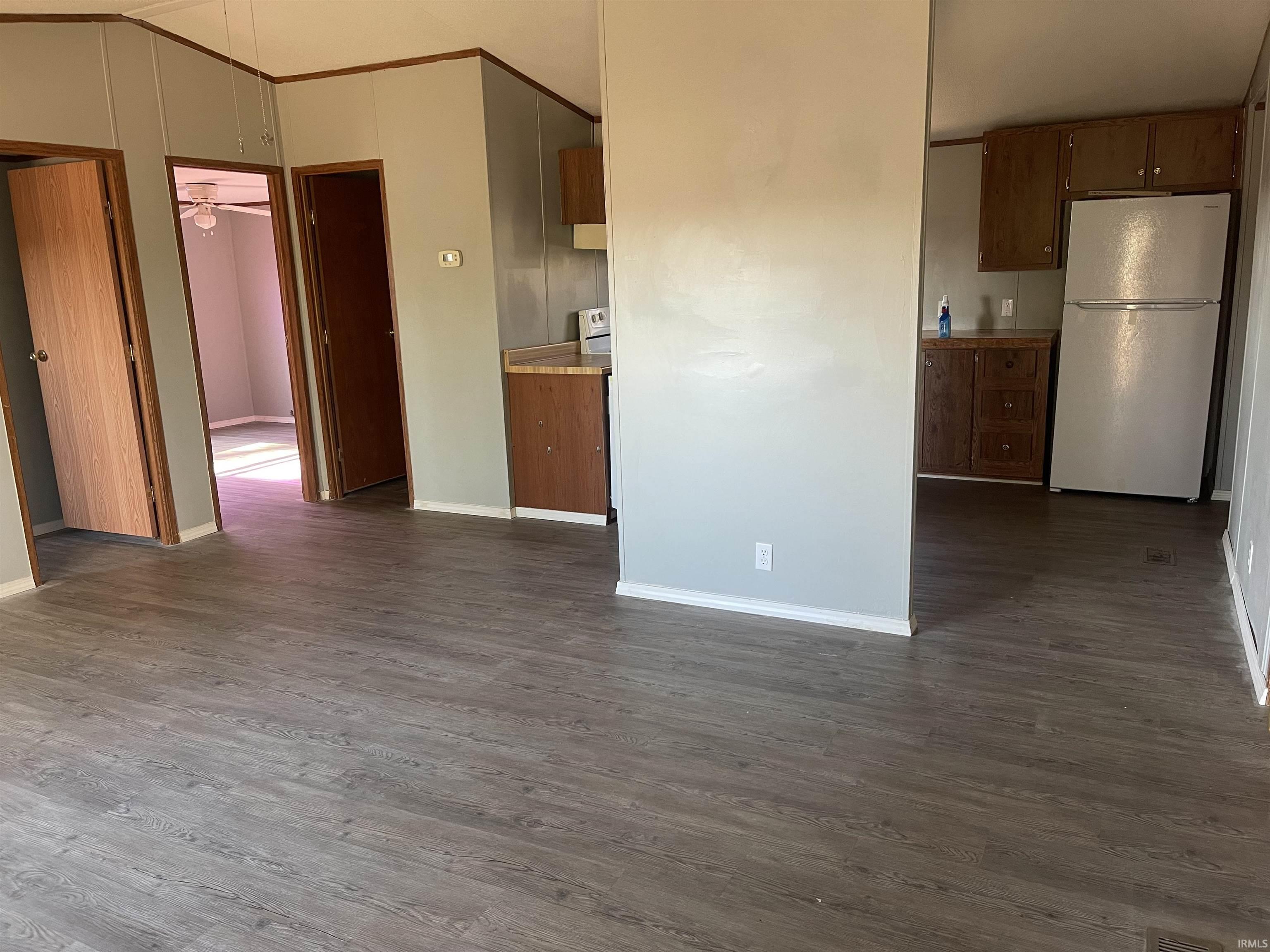 3110 West Shaw Road Bloomington, IN 47403 - Photo 6 of 18