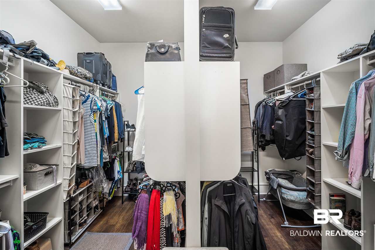 11171 Redfern Road Daphne, AL 36526 - Photo 19 of 50 Master Walk-in Closet