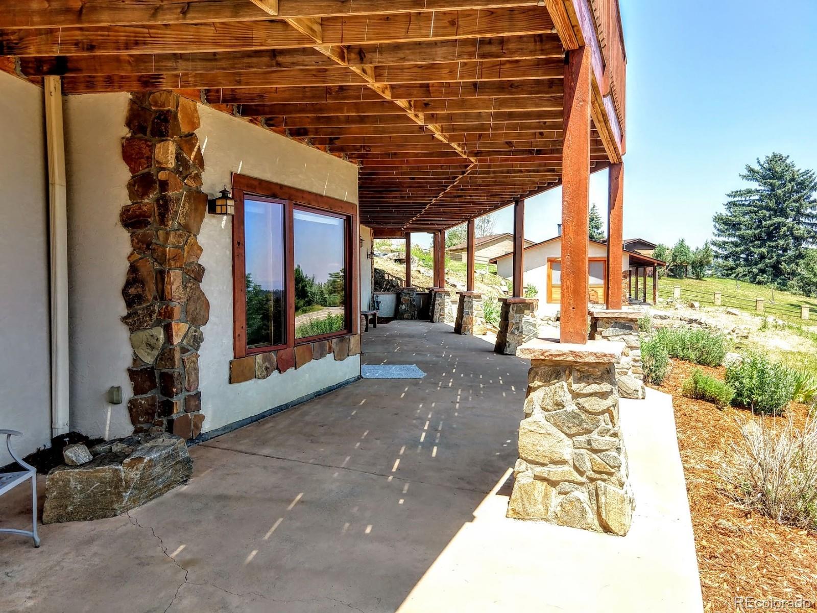 53 Paradise Road Golden, CO 80401 - Photo 8 of 40 Gallery Image 8
