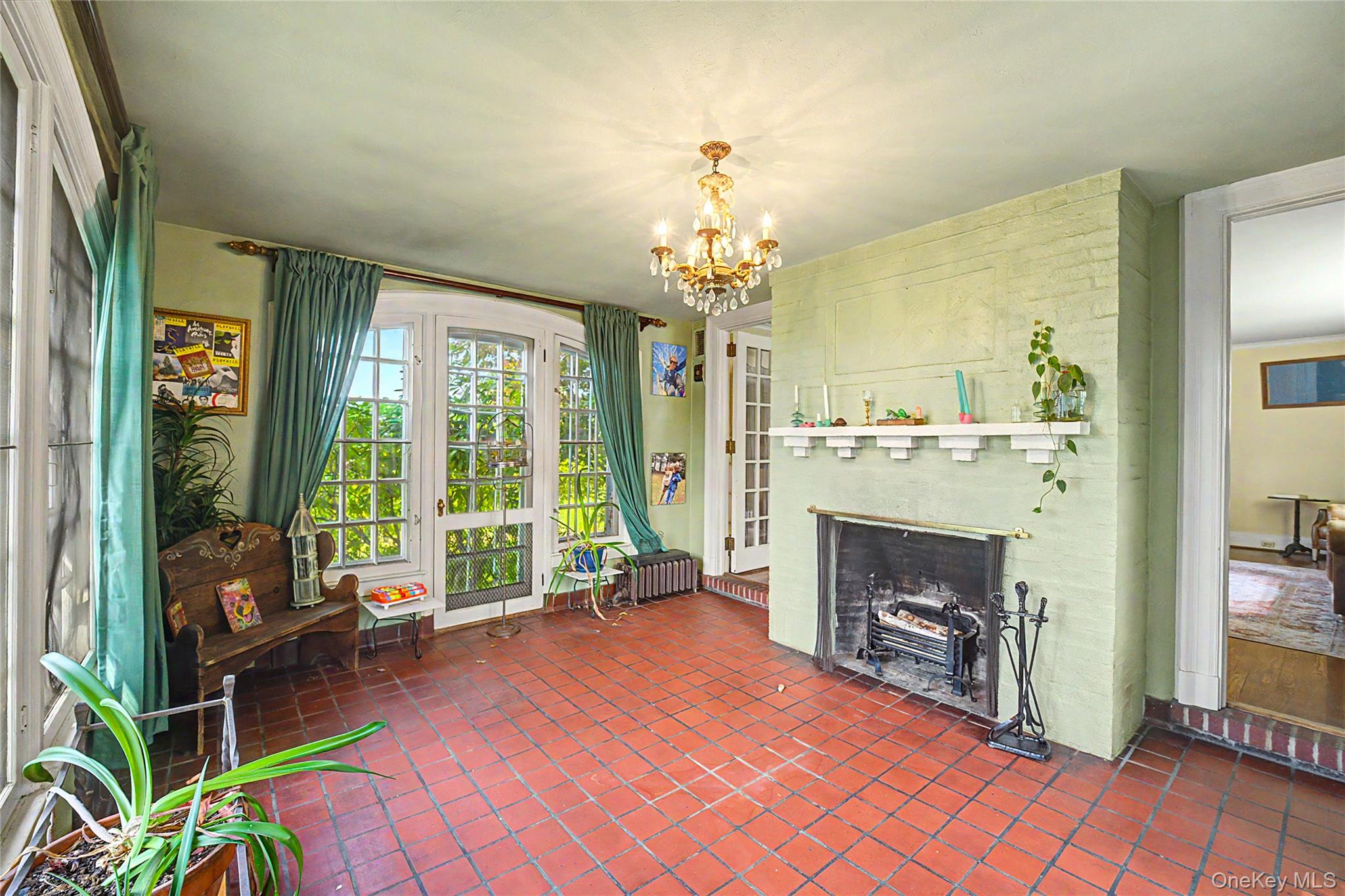 11-20 Shore Road Queens, NY 11363 - Photo 26 of 41 Gallery Image 26