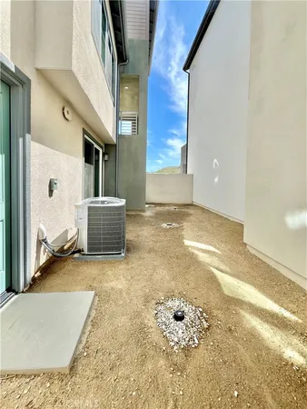 $5,000 | 27312 Maverick Place, Valencia, CA 91381