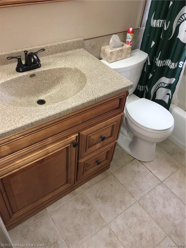 185 Kane Road South Webberville, MI 48892 - Photo 8 of 22 IMG_2303.JPG