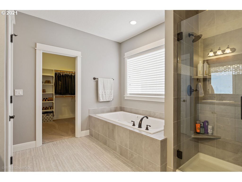 32355 Northwest Beach Road Hillsboro, OR 97124 - Photo 13 of 32 Gallery Image 13