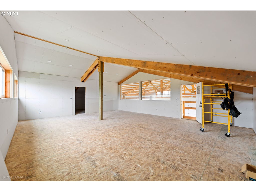32355 Northwest Beach Road Hillsboro, OR 97124 - Photo 27 of 32 Gallery Image 27